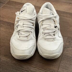 Nike Court Lite 2 White Sneakers